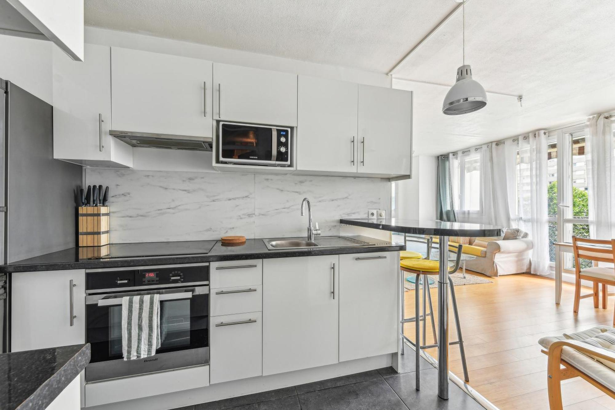 Chic And Comfortable Apart With Balcony Levallois-Perret Zewnętrze zdjęcie